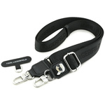 Uniwersalna smycz Karl Lagerfeld         Universal Strap Tether Patch Karl Metal Logo czarny