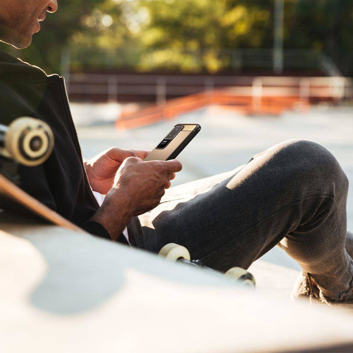 Spigen Rugged Armor XIAOMI POCO F4 MATTE SCHWARZ