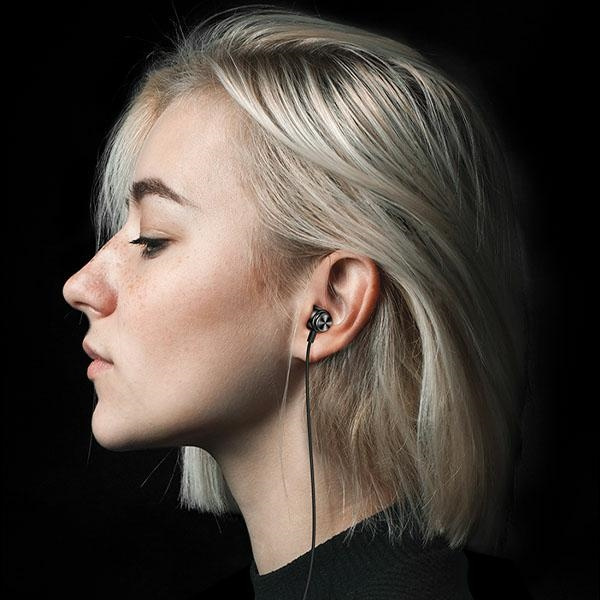 USAMS Casque jack stéréo EP-44 3,5 mm rouge/rouge HSEP4402 (US-SJ548)