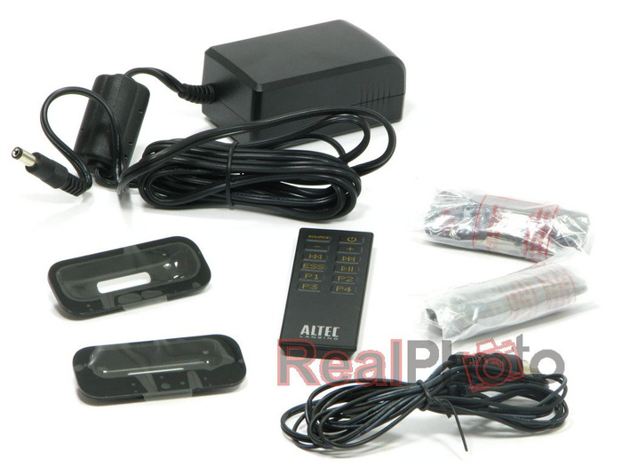 Altoparlantee Stereo Apple iPhone 3GS 4 4S Altec Sound Blade IMT702 con telecomando