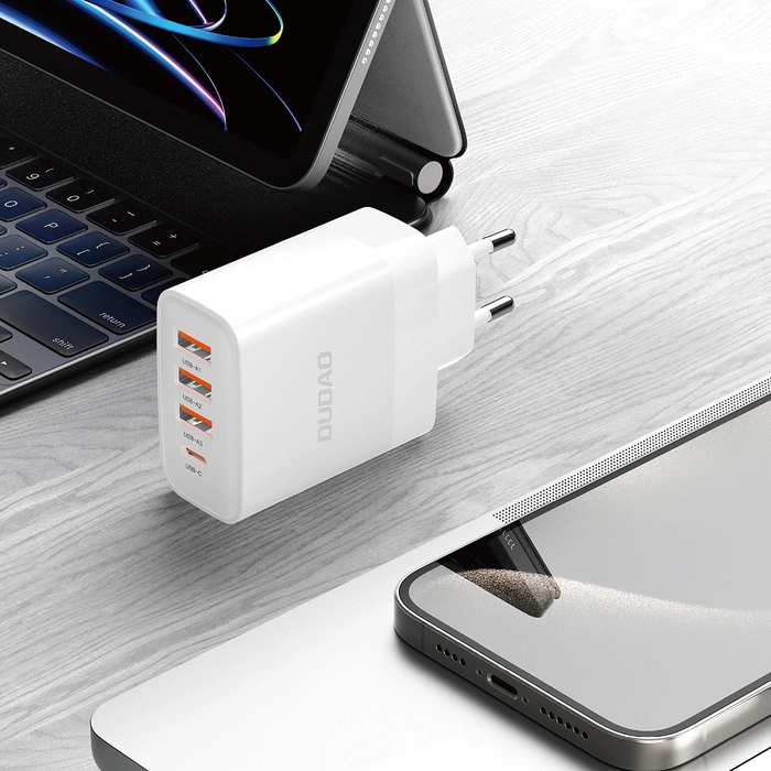 Dudao A5HEU Netzwerkladegerät 3x USB-A 1x USB-C PD20W - Weiß