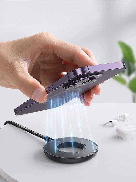 Caricabatterie magnetico wireless Joyroom 15W nero (JR-WQM03)