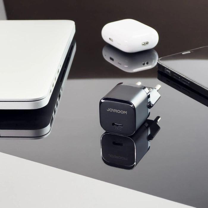 Mini-Ladegerät USB C 20W PD Joyroom JR-TCF02 | Schwarz