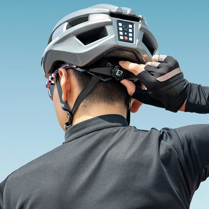 Rockbros Fahrradhelm mit eingebautem Licht - Pink