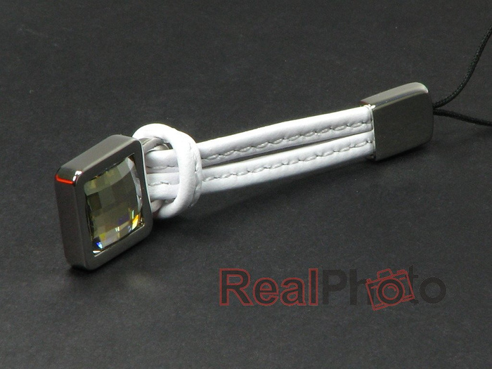 Přívěsek s kamenem Swarovski DYBERG-KERN