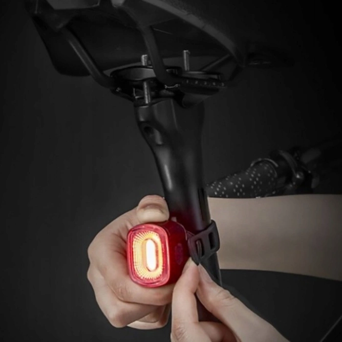 Rockbros Q2S LED rear bicycle light with intelligent stop system + USB-C - USB-A cable - black