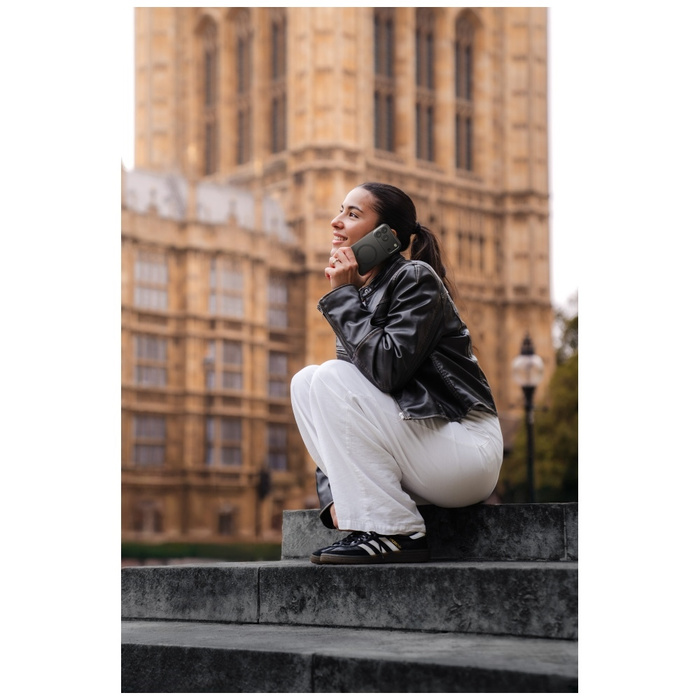 Etui UNIQ Airsuit do iPhone 17 Air       Magclick Charging przeźroczysty