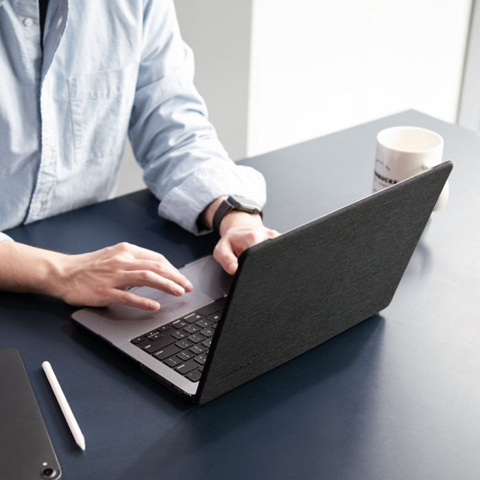 Spigen URBAN FIT MACBOOK PRO 16 2021-2022 Cover NERO NERO