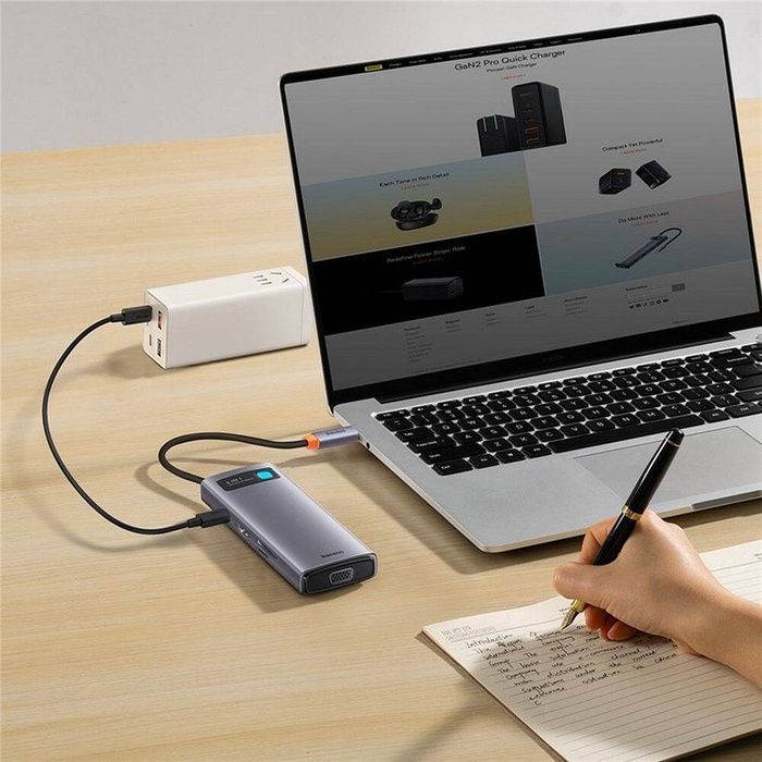 Station d'accueil HUB Baseus Metal Gleam Series 8 en 1 USB Type C - 1 x HDMI / 3 x USB 3.2 Gen.1 / 1 x Power Delivery / 1 x lecteur de carte SD / 1 x lecteur de carte TF / 1 x VGA gris (WKWG050013)