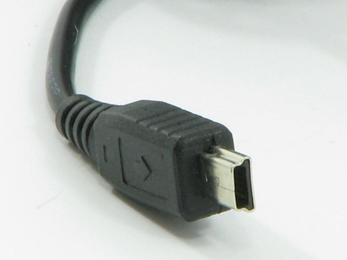 MINI USB LADEGERÄT NAVIGATION GPS MP3