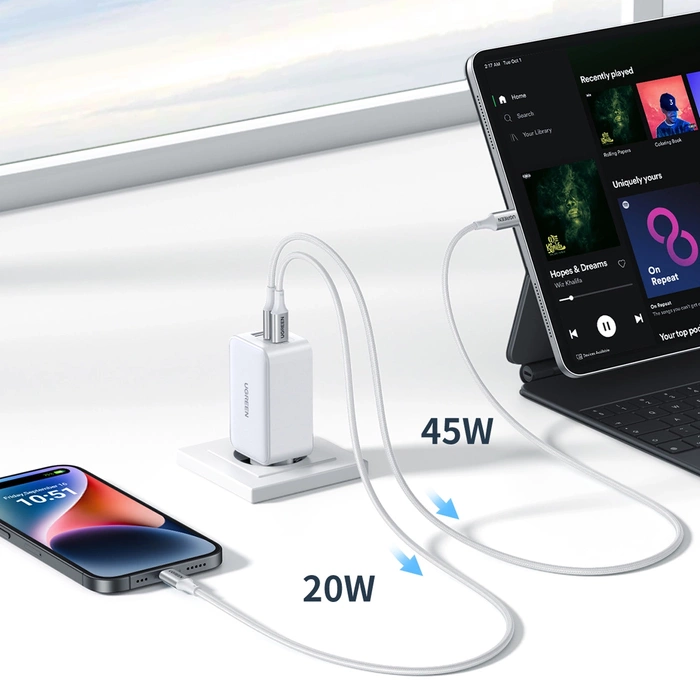 Nabíjačka uGREEN 15339 Sieťový adaptér Nexode, 2xUSB-C, USB-A 3.0, PD3.0, QC4.0, GaN, 65W (biely)