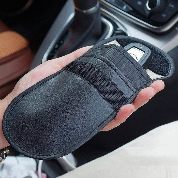 Pouzdro faradayova skříňka proti krádeži klíčů od auta blokující rádiovou frekvenci 14 cm s 10 cm černá