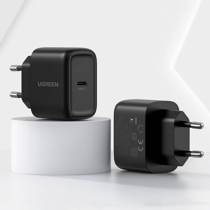 Ugreen USB type C 25W Power Delivery + Câble USB Type C 2m noir (50581)