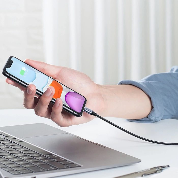 Câble Lightning à USB UGREEN 2.4A US199, 2m (noir)