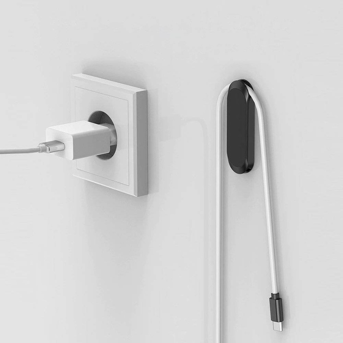 Supporto magnetico autoadesivo per cruscotto nero