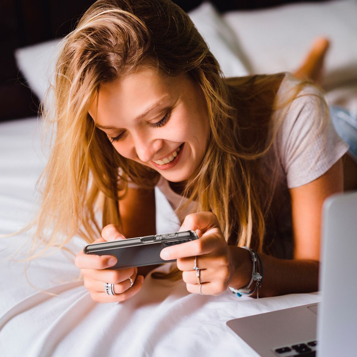 Spigen Ultra Hybrid Samsung Galaxy A13 4G LTE Cover Crystal Clear Case