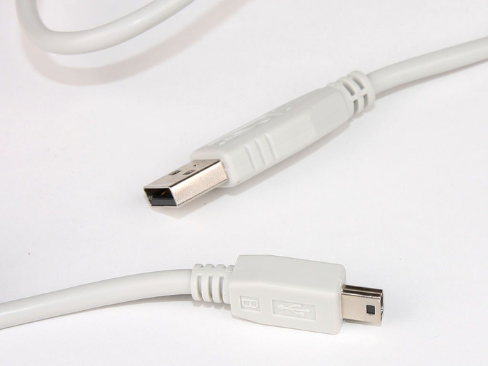 Mini USB cable MOTOROLA C350 V220 L6 L7 V3i V3x Original to navigation