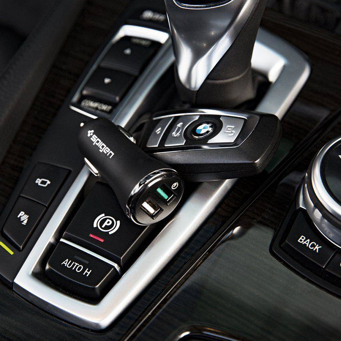 Nabíjačka SPIGEN F27qc Qc3.0 2-portová nabíjačka do auta čierna