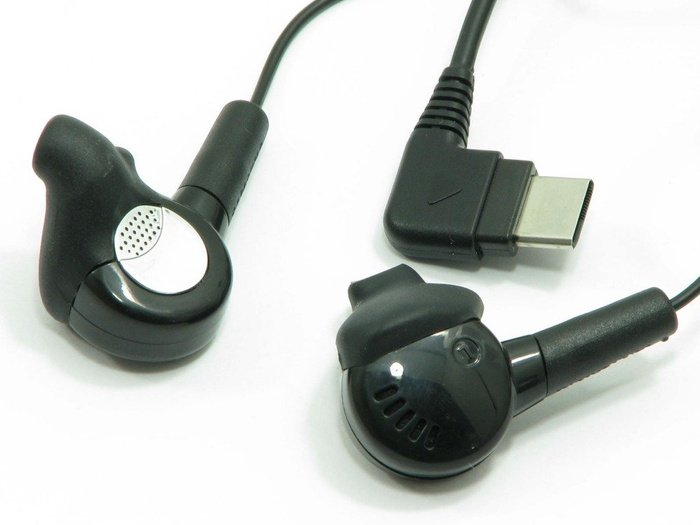 HEADPHONES SAMSUNG D900I E250 E900 F200 U700 J600