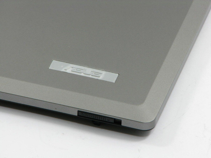 Klapka Asus s mikrofónom