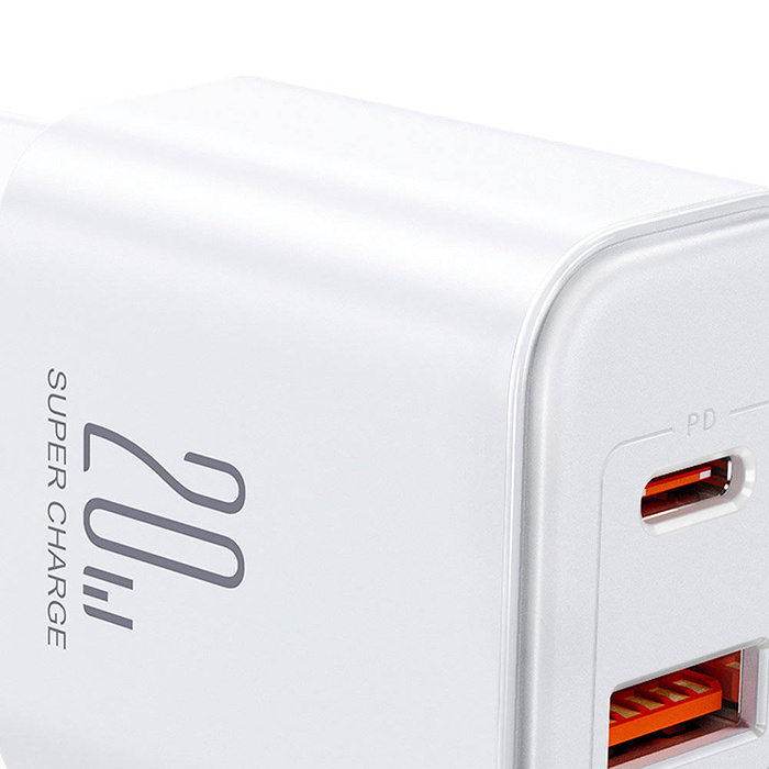 Joyroom JR-TCF05 20W USB-C / USB-A Fast Dual Port Wall Charger - White + USB-C - Lightning 1m
