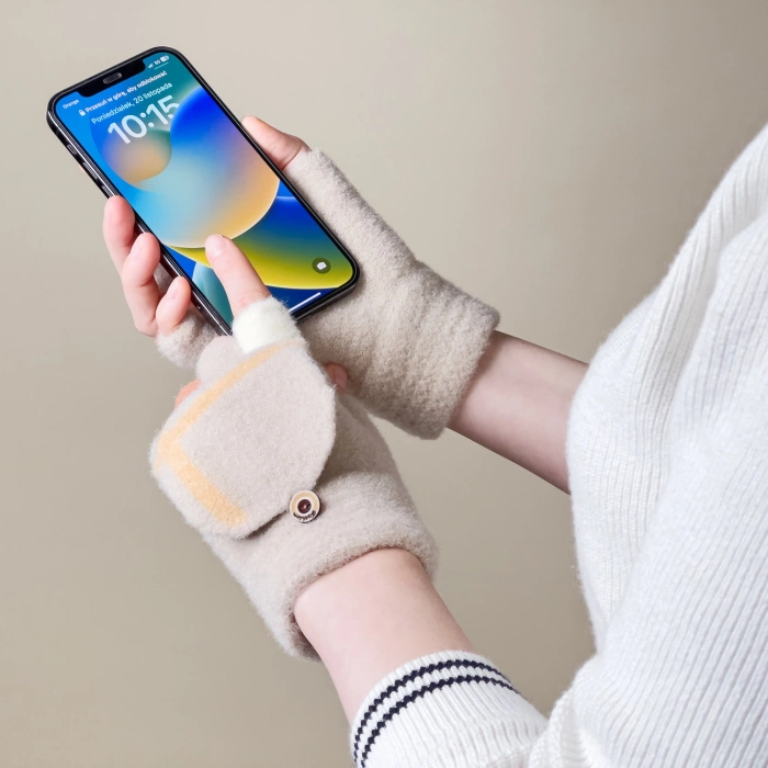 Women's/children's winter phone gloves - white