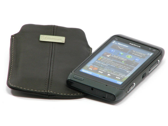 Cover iPhone 4 Nokia N8 HTC Desire X KRUSELL Luna Leather 