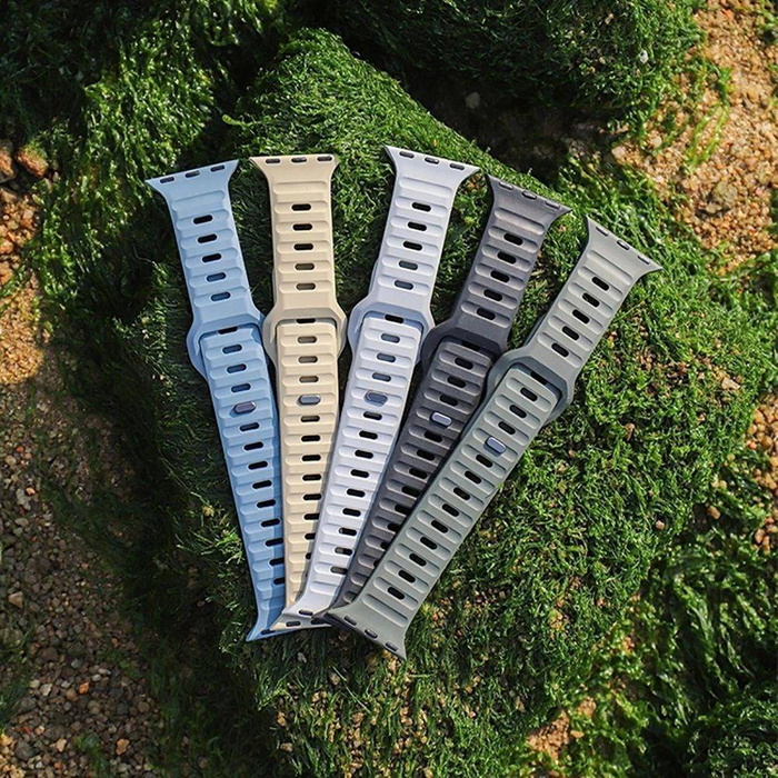 Řemínek Tech-Protect Iconband Line Apple Watch 4 / 5 / 6 / 7 / 8 / Se / Ultra (42 / 44 / 45 / 49 mm) Námořnická modrá