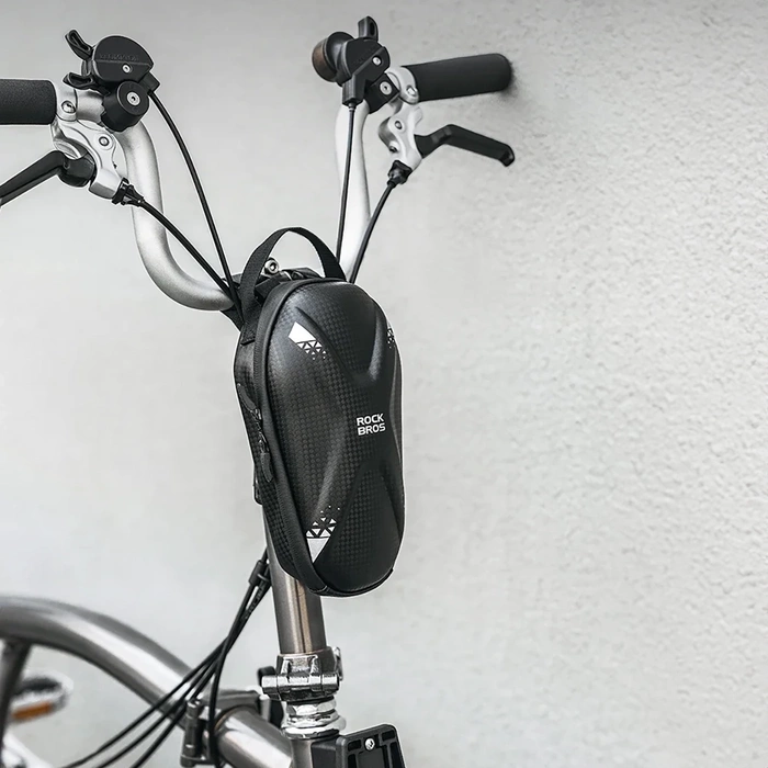 Rockbros bag 3011006301 for the handlebar of a bicycle or scooter 1.3 l - black