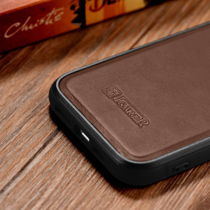 iCarer Leather Oil Wax case with genuine leather for iPhone 14 Pro Max (MagSafe compatible) brown (WMI14220720-BN)