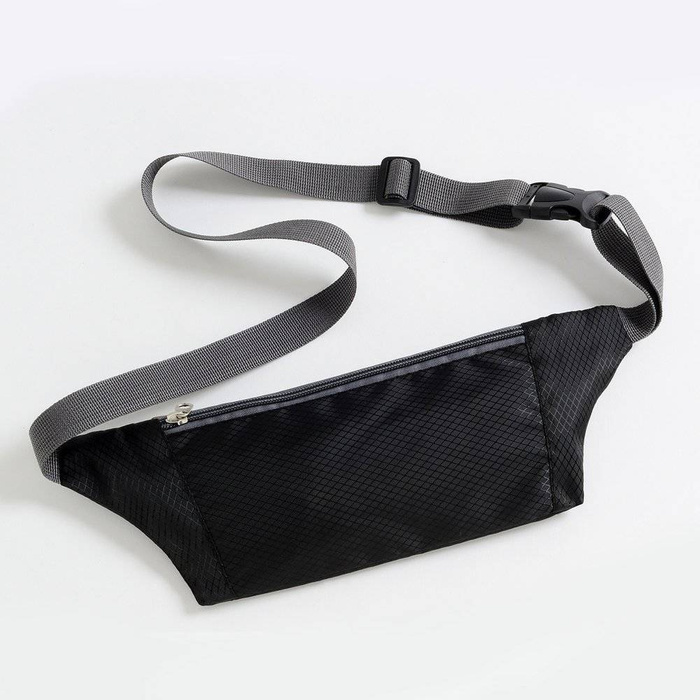 Ceinture de course pochette à reins sur coque sur téléfono portable avec une sortie sur casque noir