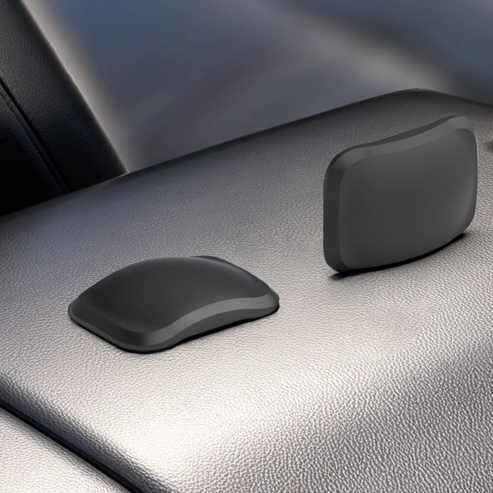 Magnetic case for AirTag - black