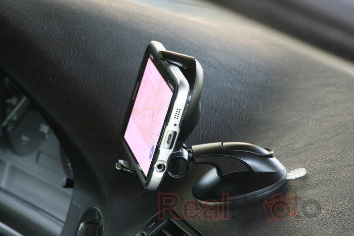 iOttie Easy Flex 3 Car holder for cockpit or windshield
