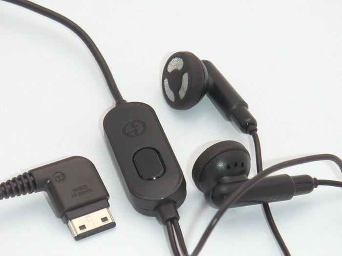 Auricular original SAMSUNG Giorgio Armani P520