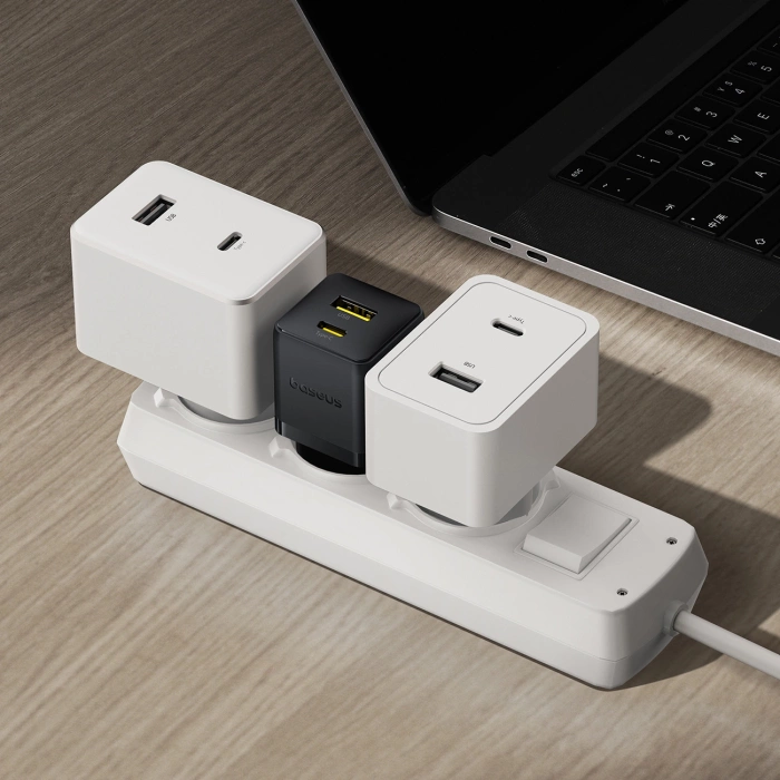 Baseus Palm 20W USB-C USB-A Wandladegerät - Schwarz