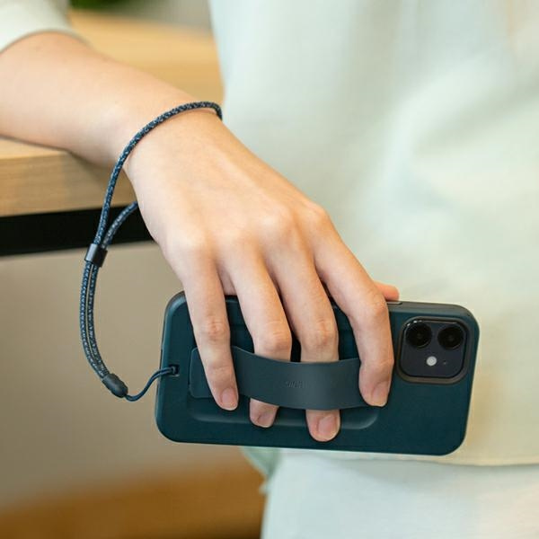 Custodia Uniq Heldro per iPhone 12 Pro Max 6.7&quot; bianca/antigelo naturale Antimicrobica