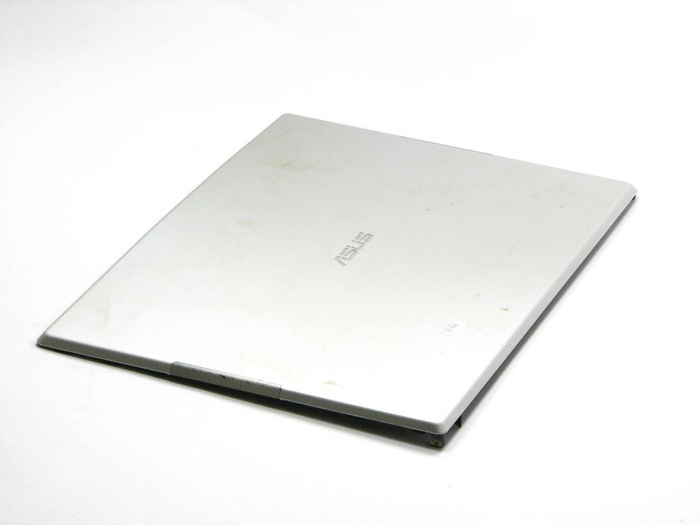 Solapa de la cubierta de Asus Matrix