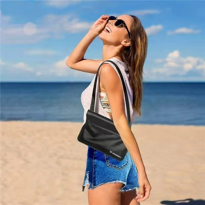 Saszetka Wozinsky WWS-01 wodoodporna nerka PVC - czarna