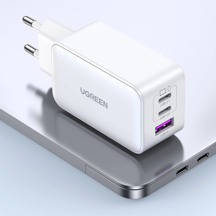 Nabíječka uGREEN 15339 Síťový adaptér Nexode, 2xUSB-C, USB-A 3.0, PD3.0, QC4.0, GaN, 65W (bílý)