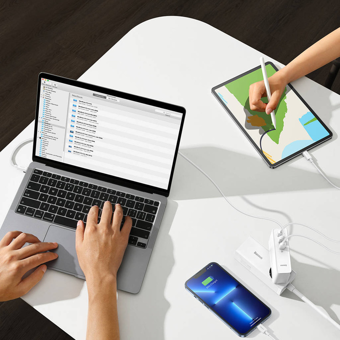 Baseus GaN5 Pro fast nabíječka 2xUSB-C+USB 140W EU bílá (CCGP100202)