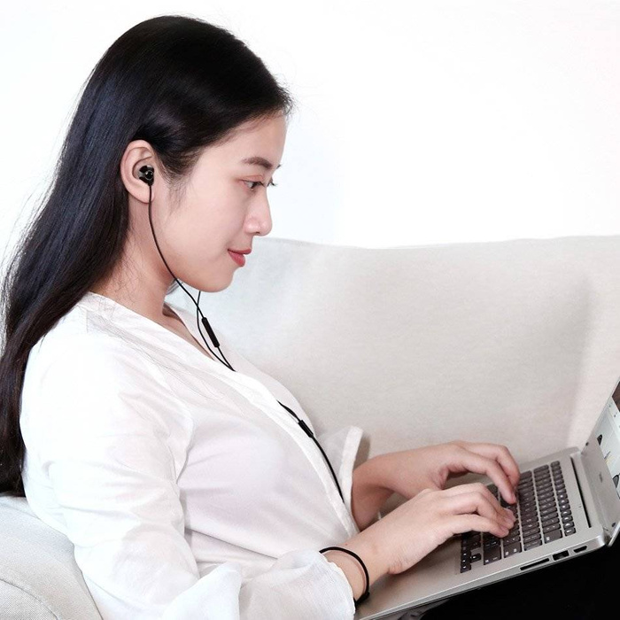 Cuffie intrauricolari Baseus Encok H06 Cuffie con telecomando Argento (NGH06-0S)