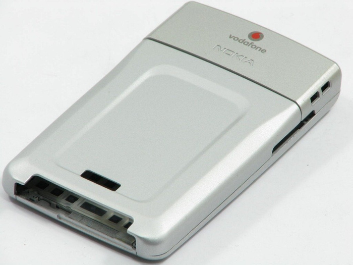 NOKIA E61 Complete ORIGINAL Grade B Logo