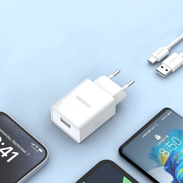 Dudao A4EU USB-A 2,1 A Wandladegerät – weiß + USB-A – USB-C-Kabel