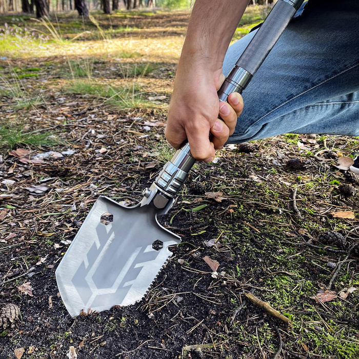 Multifunctional folding shovel 16in1 survival knife screwdriver glass breaker