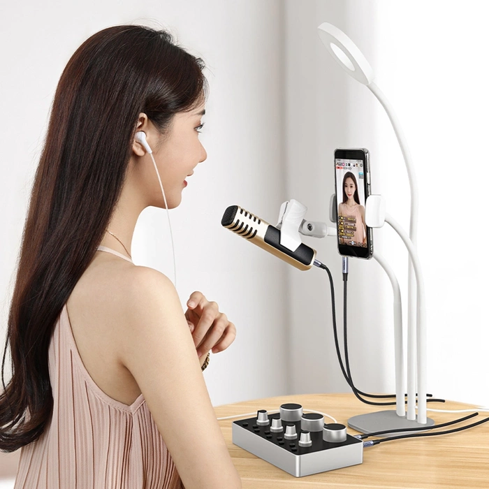 Ugreen kabel AUX mini jack 3,5 mm kabel (samec) - 3,5 mm mini jack (samec) 2 m černý (AV183)