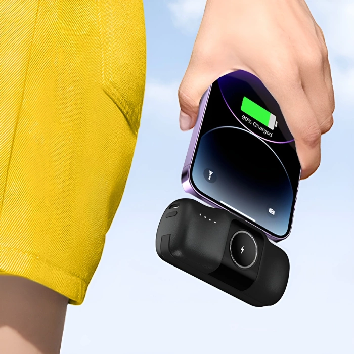 Mini powerbank Wozinsky WF16-YCS 5000mAh 15W USB-C z wbudowanym kablem USB-C i ładowarką do Apple Watch - czarny