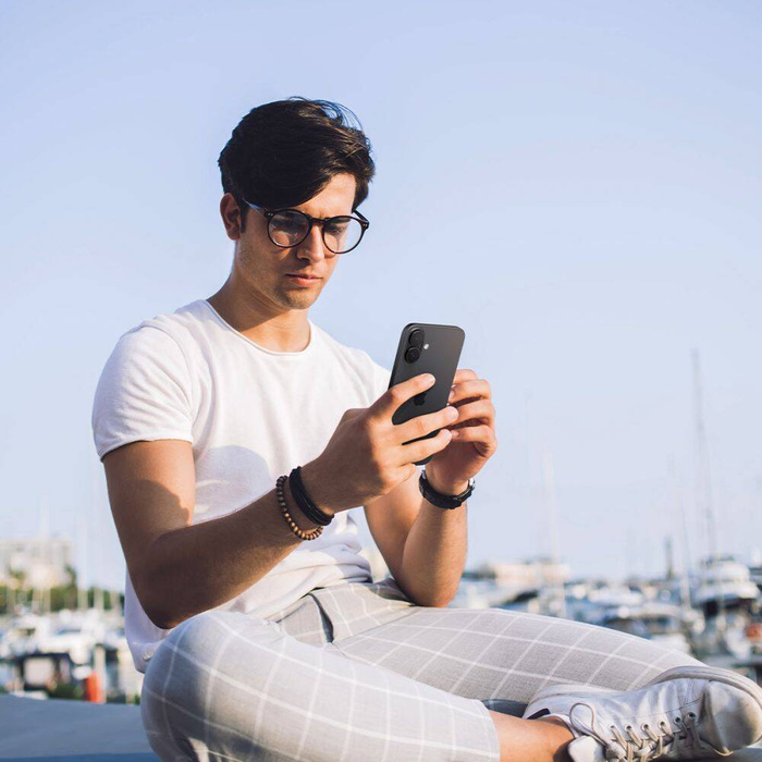 Spigen IPhone CHRÁNIČ FOTOAPARÁTU OPTIK PRO GLAS.TR "EZ FIT" CHRÁNIČ FOTOAPARÁTU 2-PACK 16 / 16 PLUS BLACK