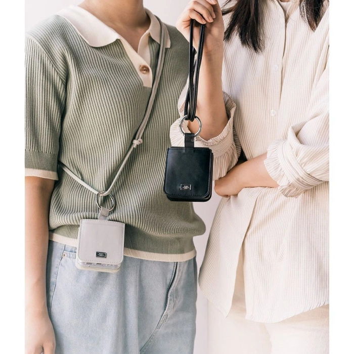 Hülle RINGKE Signature FOLIO GALAXY Z FLIP 4 SCHWARZ