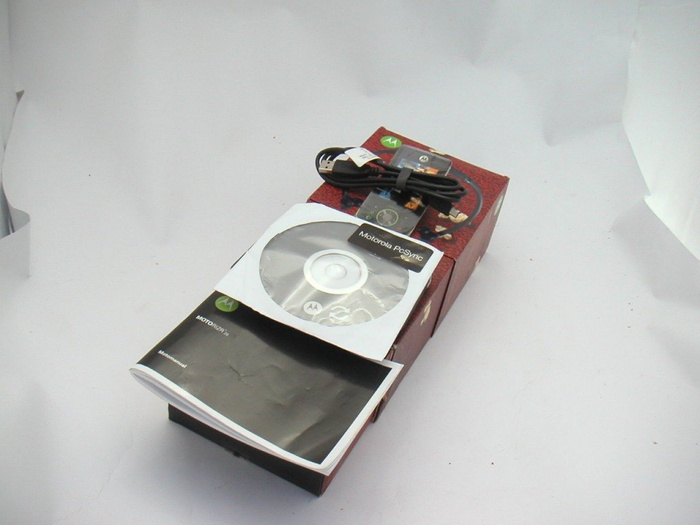 Scatola di CD MOTOROLA Z8, Cavo