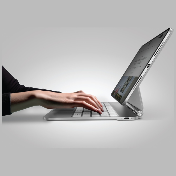 Etui UNIQ Venno Pro Magnetic Smart       z klawiaturą do iPad Air 11" (2024/25) | Air 10.9" (2022/20) | iPad Pro 11" (2022/21) biały